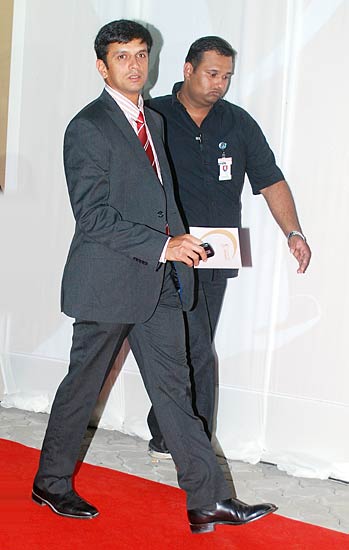 टी-20 वर्ल्‍ड कप में उतरा आईपीएल पार्टियों का नशा