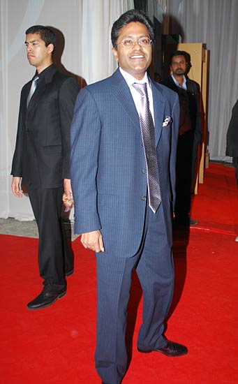 टी-20 वर्ल्‍ड कप में उतरा आईपीएल पार्टियों का नशा