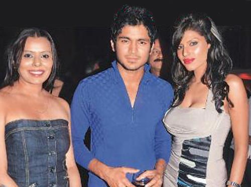 टी-20 वर्ल्‍ड कप में उतरा आईपीएल पार्टियों का नशा