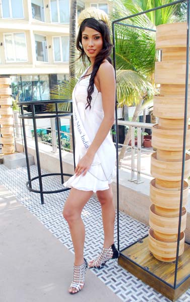 मिस इंडिया कॉन्‍टेस्‍ट 2010 में पहुंचे सितारे...