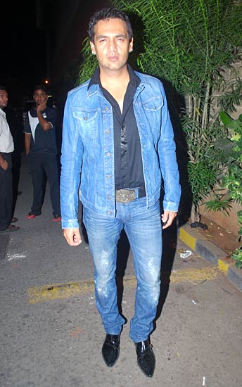 मिस इंडिया कॉन्‍टेस्‍ट 2010 में पहुंचे सितारे...