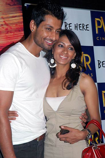 मुंबई में फ़िल्म 'चेज' का भव्य प्रीमियर...