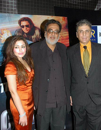 मुंबई में फ़िल्म 'चेज' का भव्य प्रीमियर...