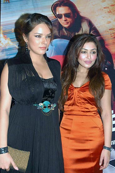 मुंबई में फ़िल्म 'चेज' का भव्य प्रीमियर...