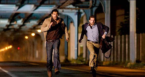 बॉलीवुड की फिल्‍मों में भी दिखा आतंकवाद...