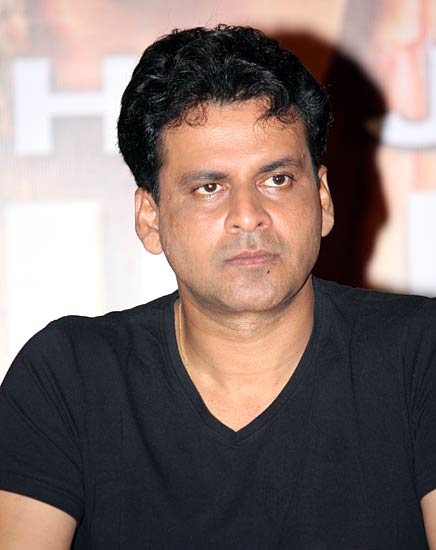 कैटरीना और रणबीर का मीडिया के सामने 'राजनीति'