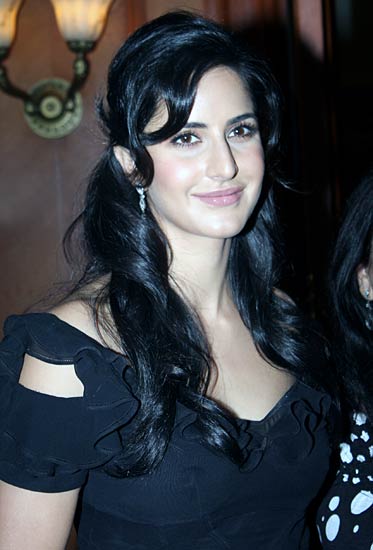 कैटरीना और रणबीर का मीडिया के सामने 'राजनीति'