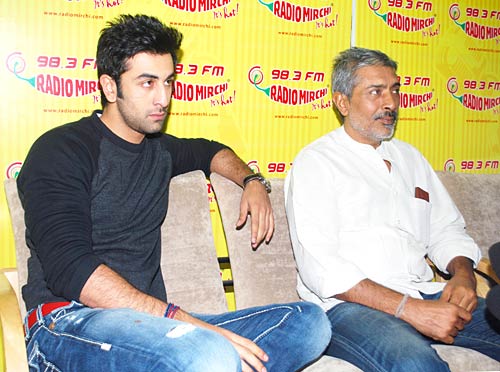 कैटरीना और रणबीर का मीडिया के सामने 'राजनीति'