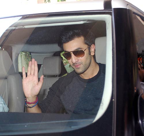 कैटरीना और रणबीर का मीडिया के सामने 'राजनीति'