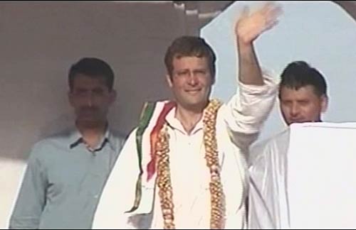 युवाओं के स्टाइल आइकॉन हैं राहुल गांधी...