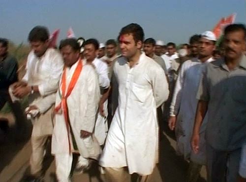 युवाओं के स्टाइल आइकॉन हैं राहुल गांधी...