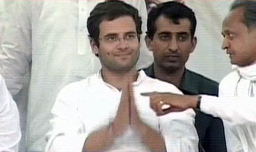 युवाओं के स्टाइल आइकॉन हैं राहुल गांधी...