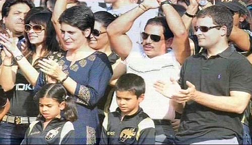 युवाओं के स्टाइल आइकॉन हैं राहुल गांधी...