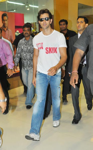 मीडिया से रू-ब-रू हुए बारबरा और रितिक । सीधी बात