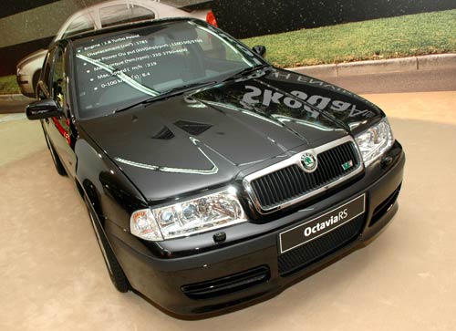 कार, जो आपके दिल को लुभाए