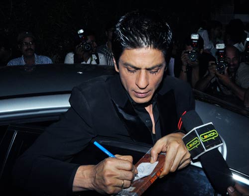 'आई एम शी' का ग्रैंड फिनाले । मेकअप के बिना अभिनेत्री