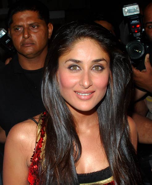 'आई एम शी' का ग्रैंड फिनाले । मेकअप के बिना अभिनेत्री