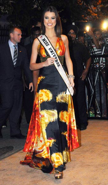 'आई एम शी' का ग्रैंड फिनाले । मेकअप के बिना अभिनेत्री