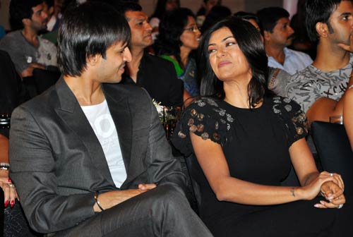 'आई एम शी' का ग्रैंड फिनाले । मेकअप के बिना अभिनेत्री