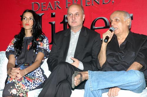 नई फ़िल्म ''डियर फ्रेंड हिटलर'' की लॉन्चिंग पार्टी