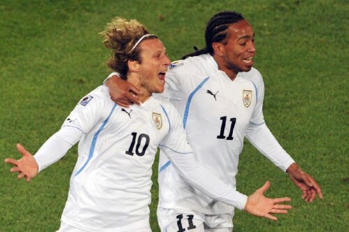 मेजबान दक्षिण अफ्रीका को उरूग्वे से मिली शिकस्त