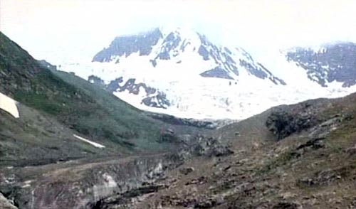 तेजी से पिघल रहे हैं हिमालय के ग्‍लेशियर