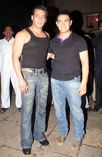 आमिर की पार्टी, सितारों की भीड़