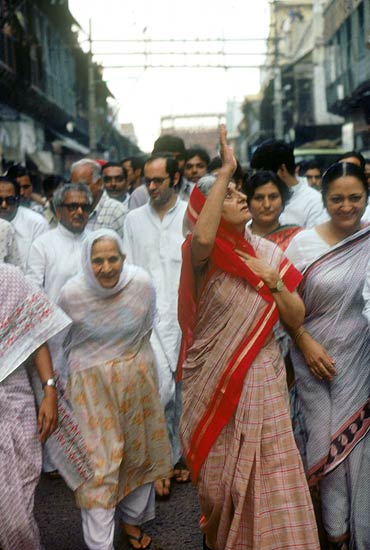 सत्ता और सियासत की धुरी थे संजय गांधी