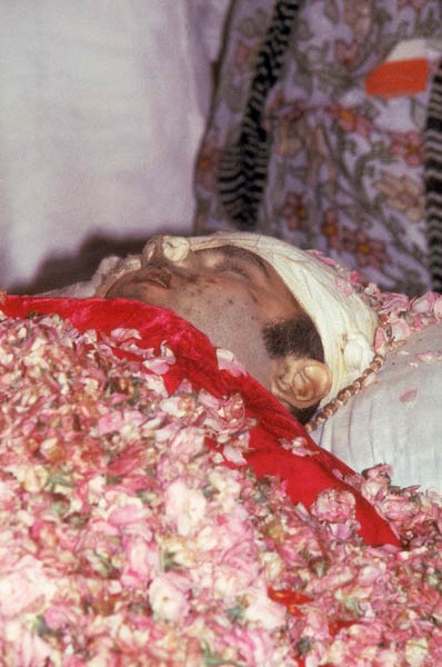 सत्ता और सियासत की धुरी थे संजय गांधी