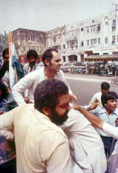 सत्ता और सियासत की धुरी थे संजय गांधी