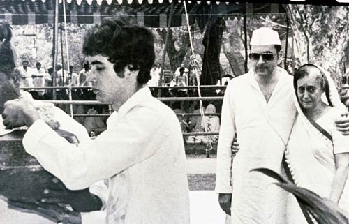 सत्ता और सियासत की धुरी थे संजय गांधी