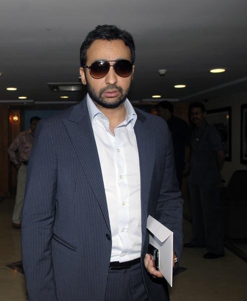 बीसीसीआई से मिले आईपीएल टीम मालिक