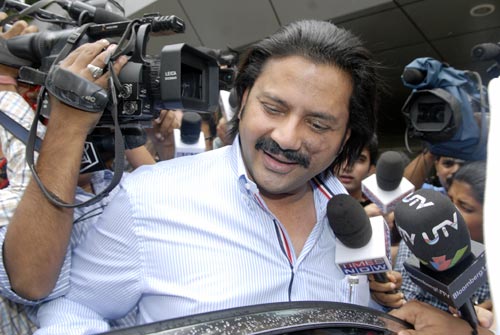 बीसीसीआई से मिले आईपीएल टीम मालिक