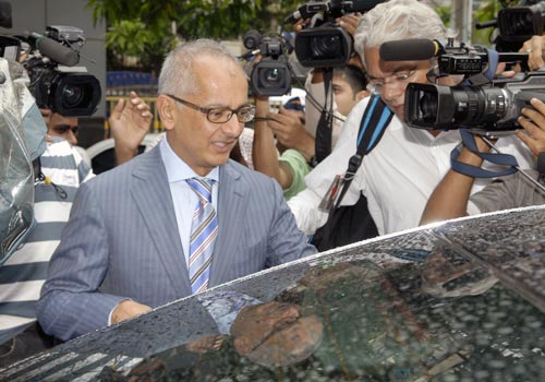 बीसीसीआई से मिले आईपीएल टीम मालिक