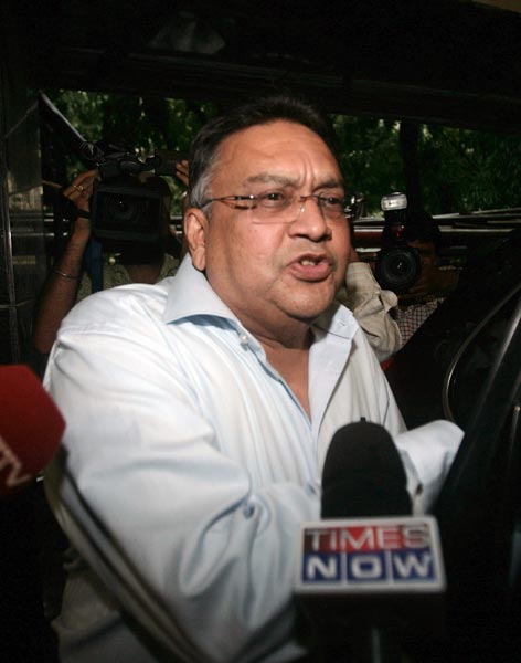 बीसीसीआई से मिले आईपीएल टीम मालिक