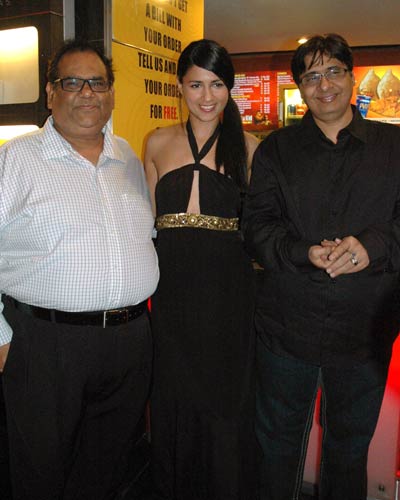 'मिस्टर सिंह मिसेज मेहता' में हॉट सीन |  फिल्‍में, जिनका है इंतजार 