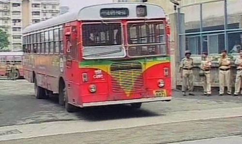 भारत बंद से जनता परेशान, हुआ अरबों का नुकसान