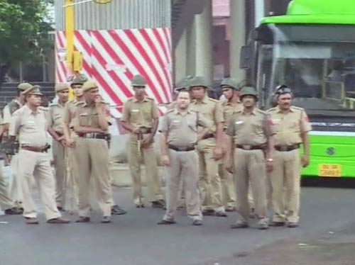 भारत बंद से जनता परेशान, हुआ अरबों का नुकसान