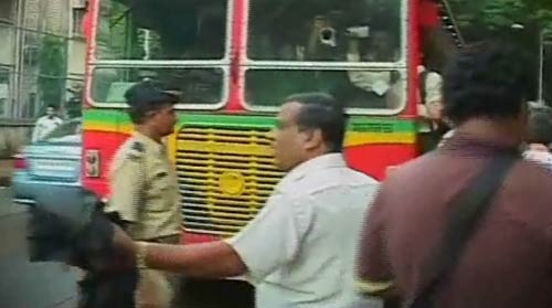 भारत बंद से जनता परेशान, हुआ अरबों का नुकसान