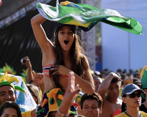 वर्ल्‍ड कप में सुं‍दरियों का जादू । वर्ल्‍ड कप के यादगार पल