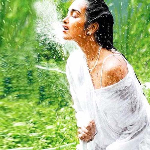 बरसात में भीगा बॉलीवुड