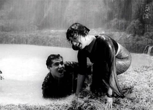 बरसात में भीगा बॉलीवुड