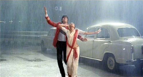 बरसात में भीगा बॉलीवुड