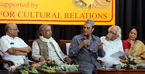 तस्‍वीरों में देखें बीता सप्‍ताह । बॉलीवुड की अनदेखी तस्‍वीरें