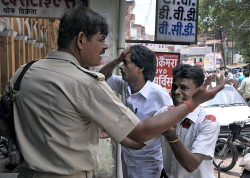 मंत्री नंद गोपाल गुप्‍ता पर जानलेवा हमला
