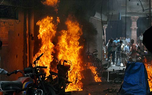 मंत्री नंद गोपाल गुप्‍ता पर जानलेवा हमला