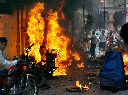 मंत्री नंद गोपाल गुप्‍ता पर जानलेवा हमला