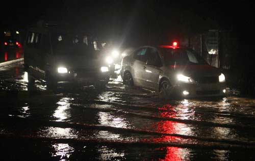 पहली ही बारिश में दिल्‍ली हुई पानी-पानी