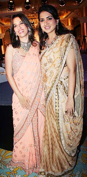 प्रोमोशन के लिए कुछ भी करेगा । बिपाशा की हॉट तस्‍वीरें