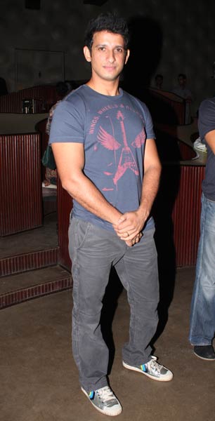 पीपली लाइव: 'महंगाई डायन खात...' के साथ म्‍यूजिक लॉच